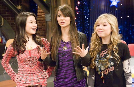 Miranda Cosgrove leaked photo #86