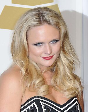 Miranda Lambert Nude Leaked Photo #57