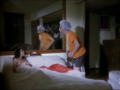 Mireya Cantú leaked photo #4