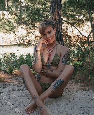 Miri Be Nude Leaked Photo #59