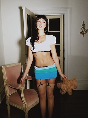 Mishka Chantal Silva leaked photo #10