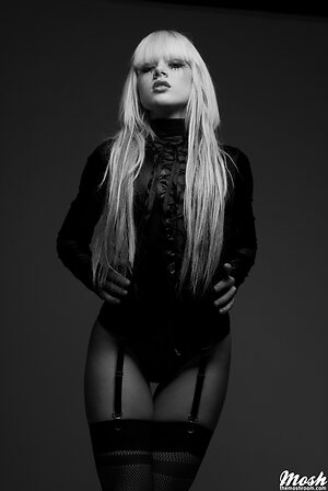 Miss Mosh ~ Glamour Model ~ MOSH