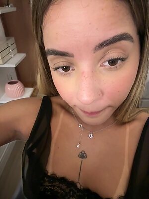 Missbella leaked photo #37
