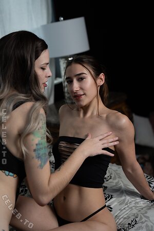 MissBellaSwings leaked photo #72