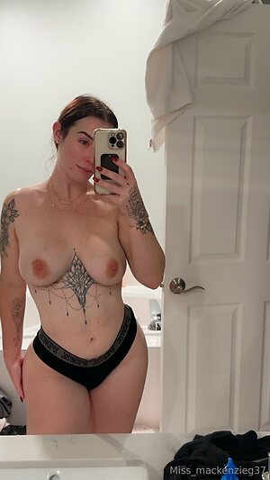 Miss_mackenzieee leaked photo #49