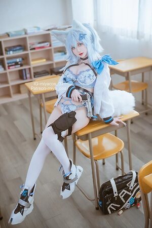 Miyana leaked photo #4