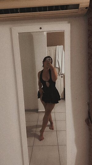 Ümmü BALEREN leaked photo #12