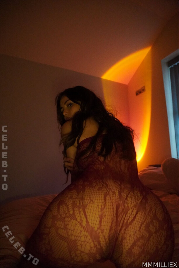 mmmilliex (mmmilliex / mmmilliexx / Goddessmilx / user/mmmilliex) Nude Leaked Photo #18