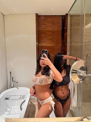 Moanicaah Nude Leaked Photo #4