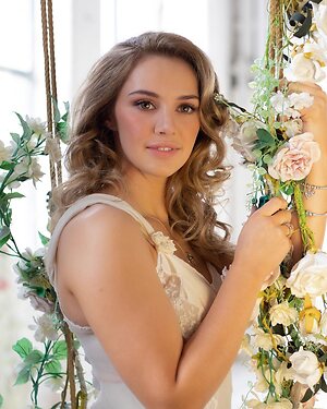 Mollie Winnard leaked photo #7
