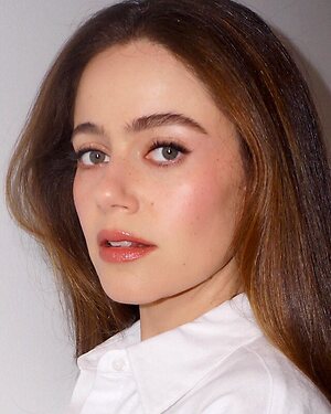 Molly Gordon leaked photo #7