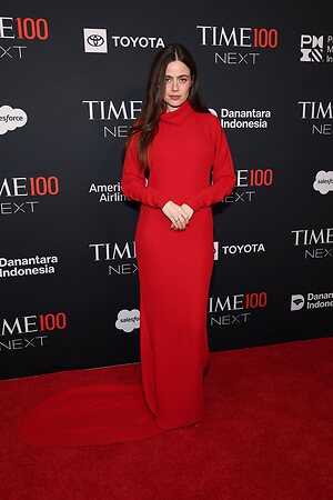 Molly Gordon leaked photo #34
