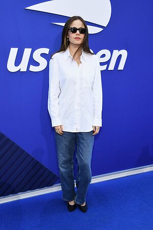 Molly Gordon