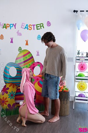 Molly Little Nude Leaked Photo #405