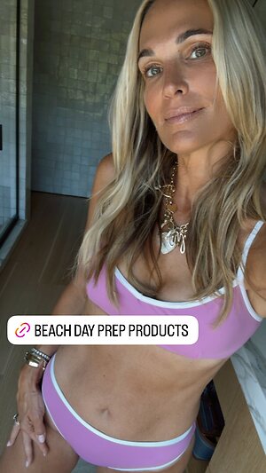 Molly Sims in bikini Nude Leaked Photo #48