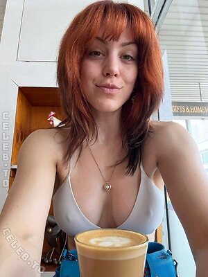 Molly Stewart photo
