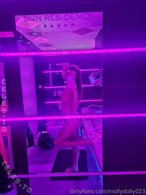 MollyDolly023 Nude Leaked Photo #4