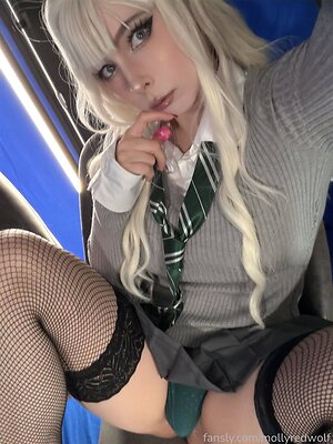 MollyRedWolf leaked photo #6
