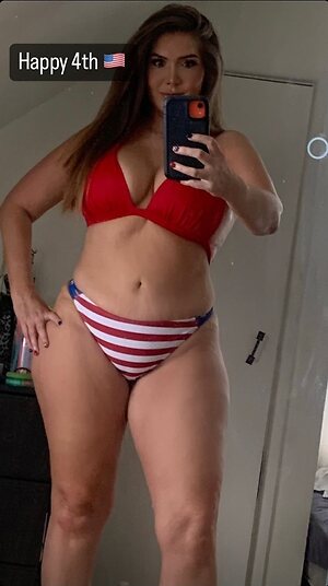 MommaCDA leaked photo #4