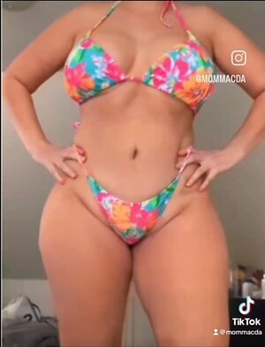 MommaCDA leaked photo #5