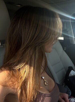 Mommygirl leaked photo #7
