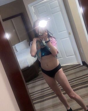 Mommyj22 leaked photo #6