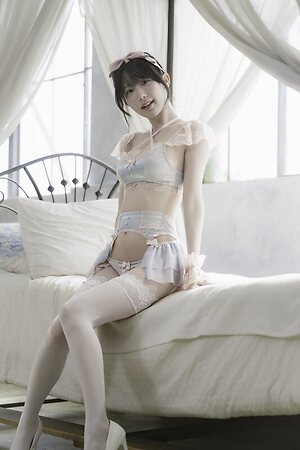 Momota Uta leaked photo #51