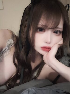 mona chan leaked photo #9