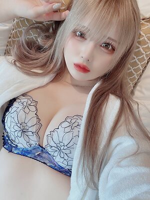 mona chan leaked photo #76