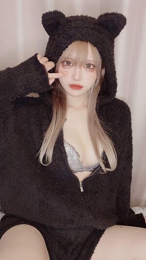 mona chan leaked photo #79