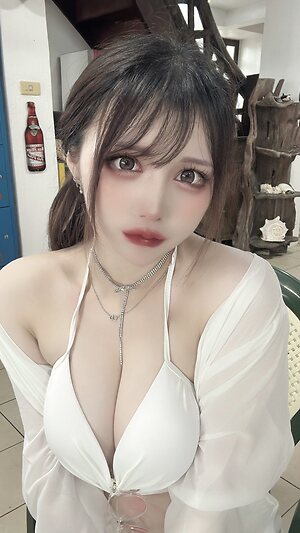 mona chan
