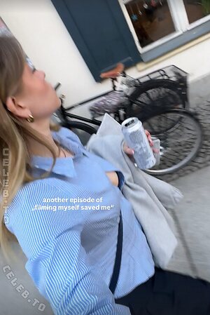 Monawithoutlisa Nude Leaked Photo #5