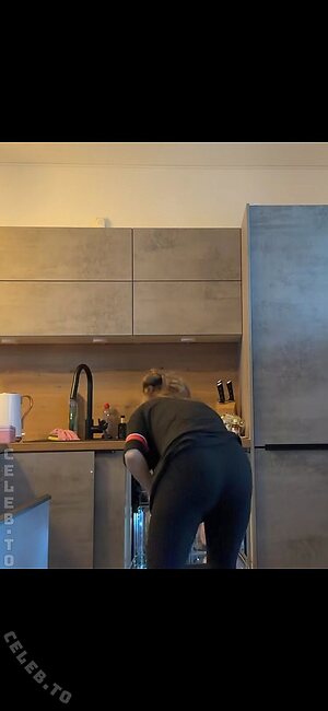 Mondwika Nude Leaked Photo #2