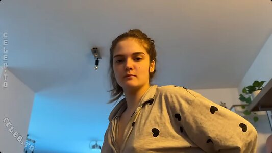 Mondwika Nude Leaked Photo #9