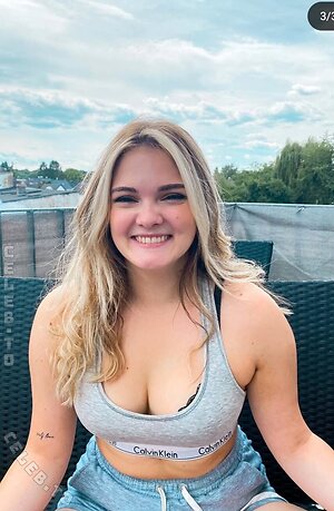 Mondwika Nude Leaked Photo #19