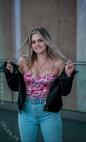 Mondwika Nude Leaked Photo #23