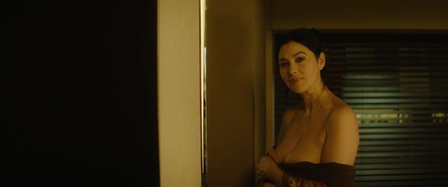 Monica Bellucci leaked photos