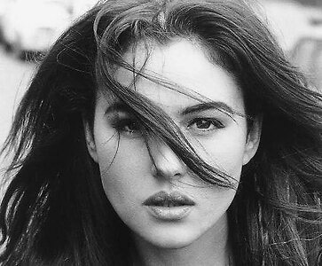 Monica Bellucci leaked photo #175