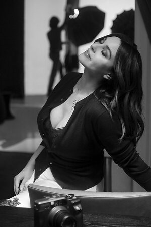 Monica Bellucci leaked photo #281