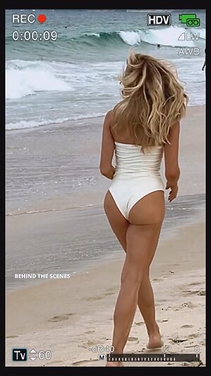 Monique Alfradique leaked photo #12