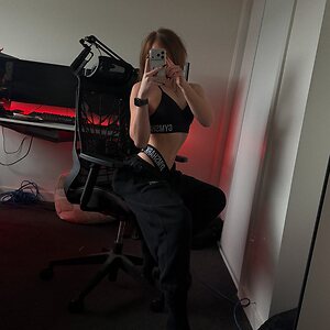 Monique van den Bogart leaked photo #2
