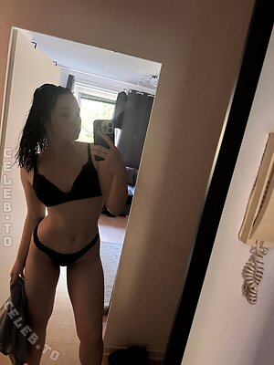 MrAndMissX leaked photo #4