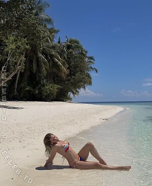 Mrs. Bella Nude Leaked Photo #23