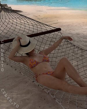 Mrs. Bella Nude Leaked Photo #25