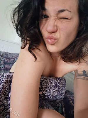 Mrs. Crispy Nude Leaked Photo #5