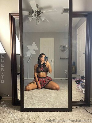 Mrs. Hatake Nude Leaked Photo #40