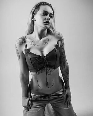 Mrs_Carolina leaked photo #87