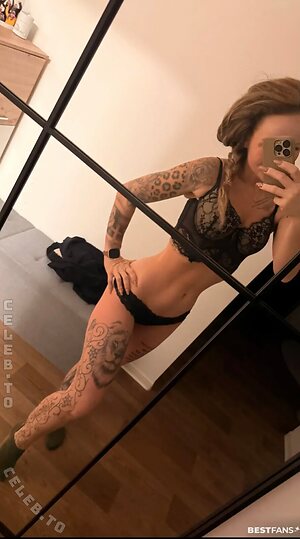 mrs_fanie Nude Leaked Photo #6