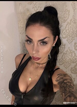 MrsMaria-S leaked photo #6