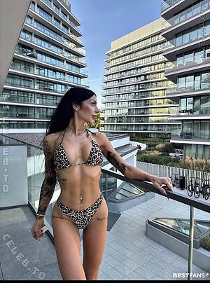 MrsMaria-S leaked photo #9